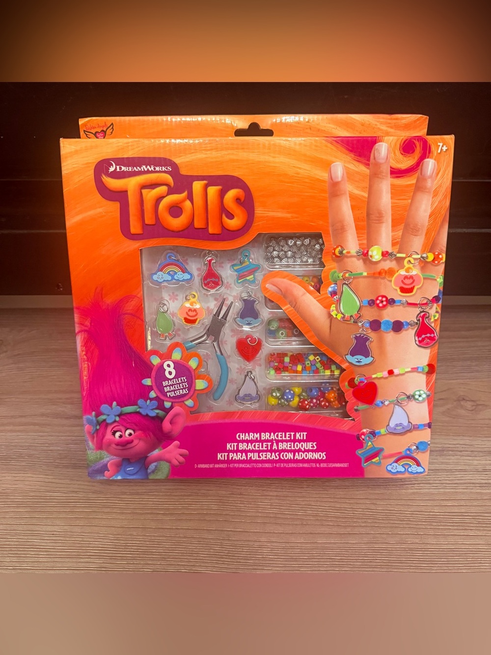 DreamWorks Trolls Charm Bracelet Kit NIB